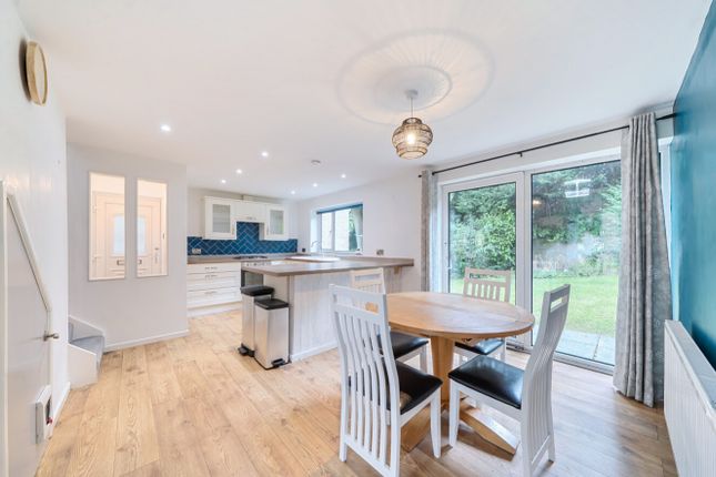 3 bedroom town house for sale