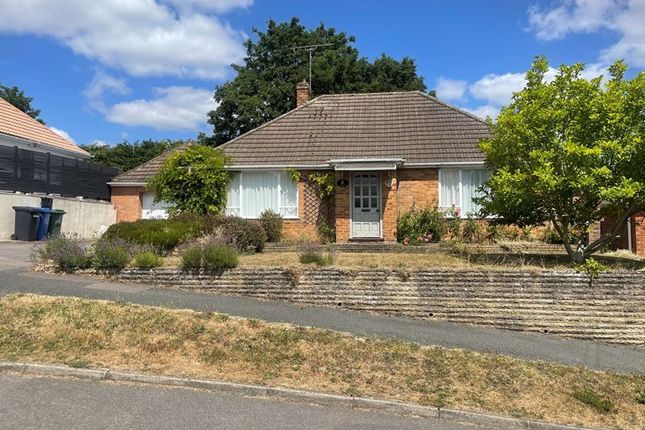 Highclere, Sunninghill SL5 3 bed bungalow for sale