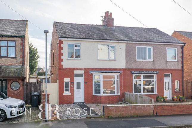 Highfield Avenue, Farington, Leyland 3 bed semi