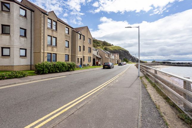Pettycur Bay, Kinghorn, KY3 2 bed flat for sale