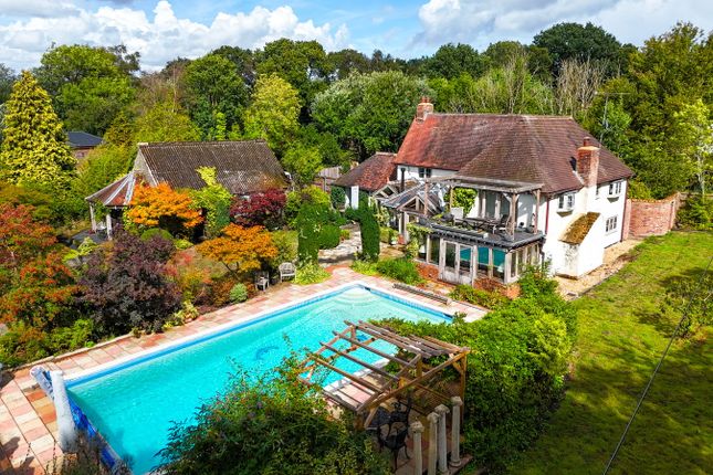 Stock Lane, Salisbury SP5 3 bed detached house for sale