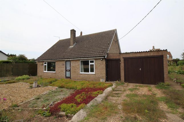 New Meadow Drove, Farcet, Peterborough 3 bed detached house for sale