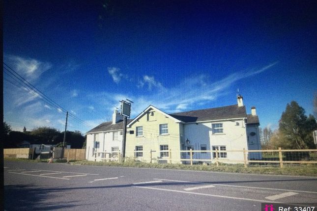 6 bed terraced house