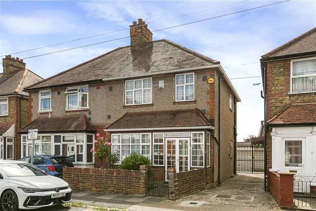 Denbigh Road, Hounslow, TW3 3 bed semi