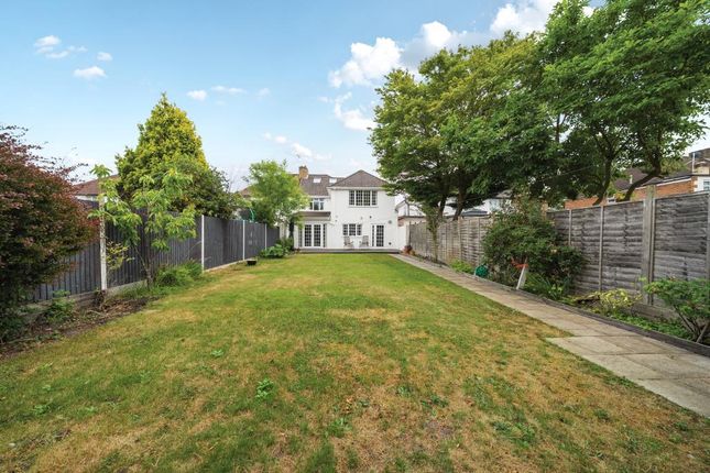 5 bedroom semi-detached house for sale