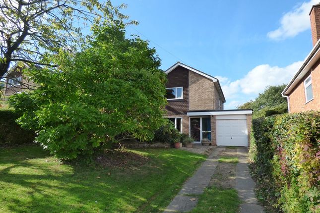 34 Woodbury Rise, Malvern 3 bed detached house for sale