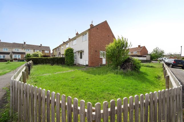 3 bed end terrace house