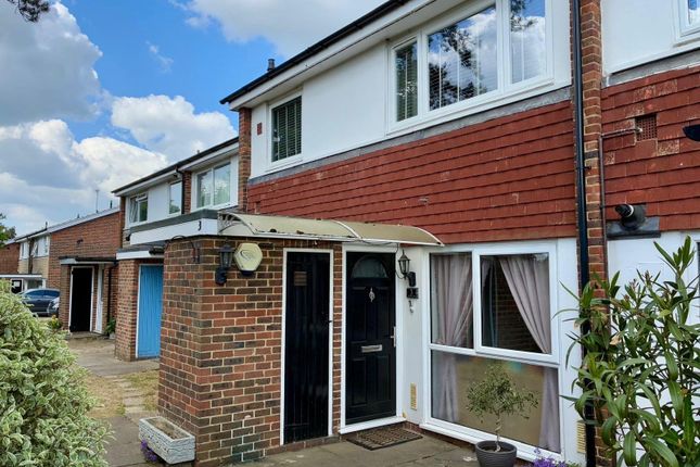 Ashtead Village 2 bed maisonette for sale