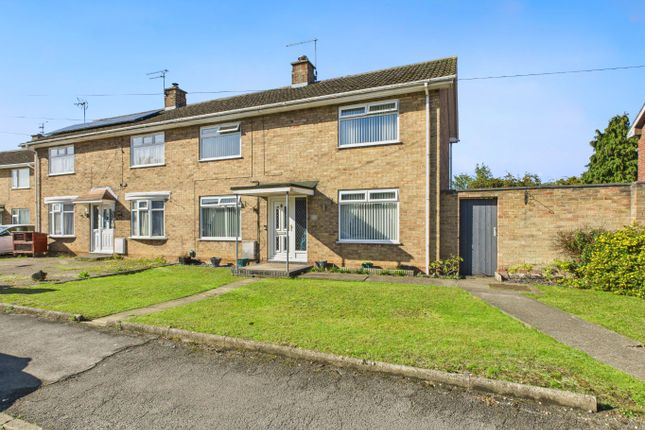 65 Burden Road, Beverley, East Riding... 3 bed semi