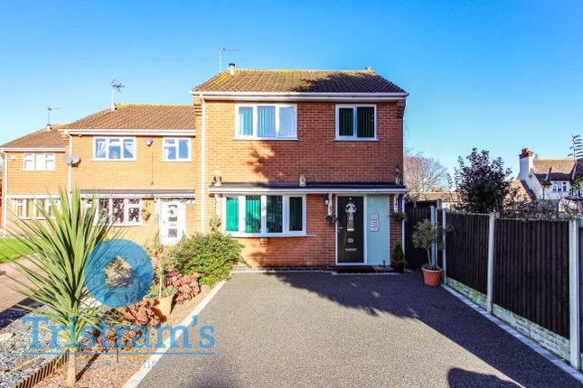 3 bed detached house