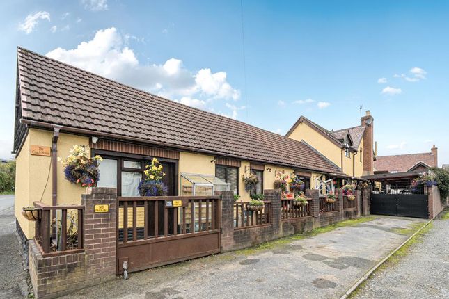 Bucknell,  Shropshire,  SY7 3 bed barn conversion for sale
