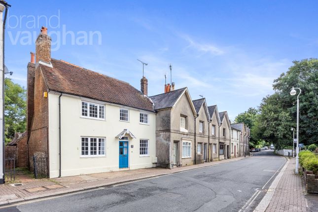 5 bedroom end of terrace house for sale