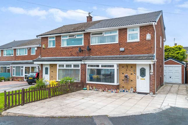Shoreham Drive, Penketh, WA5 3 bed semi