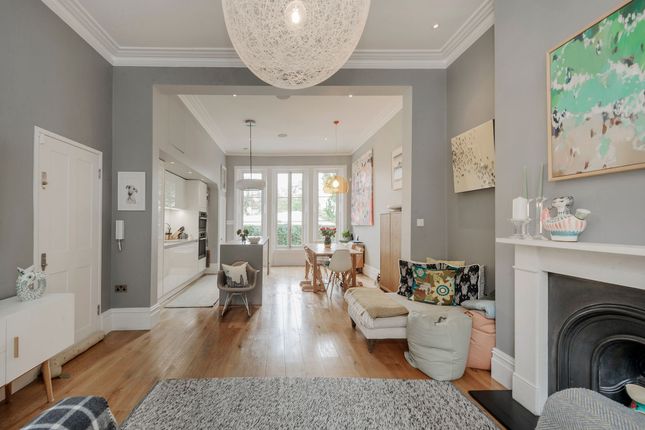 3 bedroom maisonette for sale