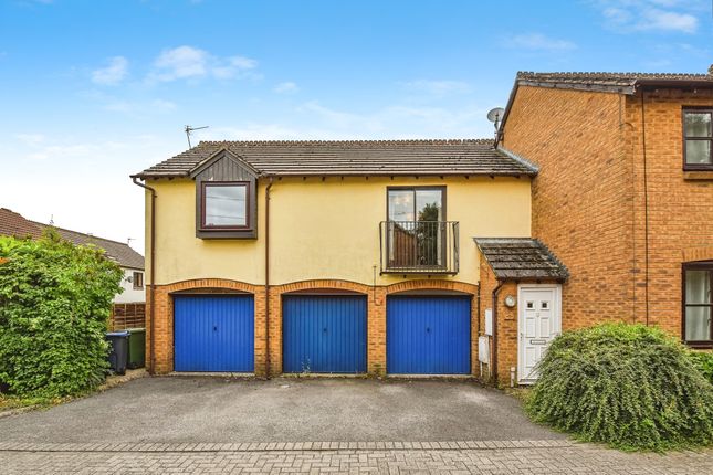 1 bedroom coach house for sale