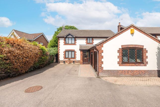 Oulton Road North, Lowestoft 4 bed detached house for sale