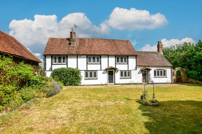 Bucks Hill, Kings Langley, WD4 3 bed detached house for sale