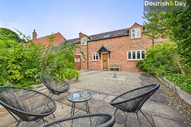 Malpas SY14 3 bed barn conversion for sale