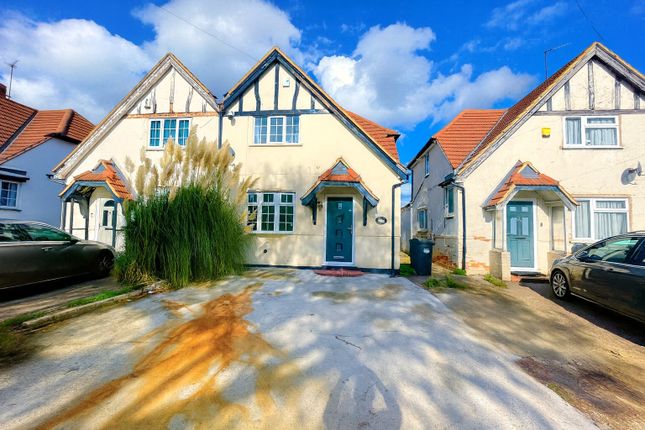 The Crossways, Hounslow, Greater... 2 bed semi