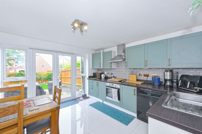 4 bed semi-detached house