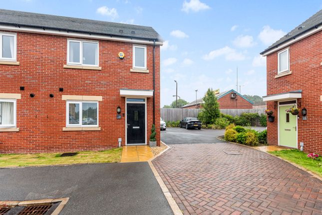 Addison Way, St. Helens, WA9 3 bed semi