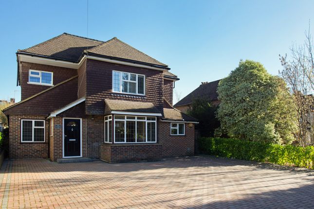 6 bedroom detached house for sale