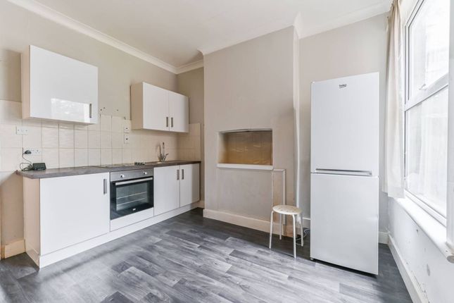 Royston Road, Penge, London, SE20 3 bed terraced house for sale