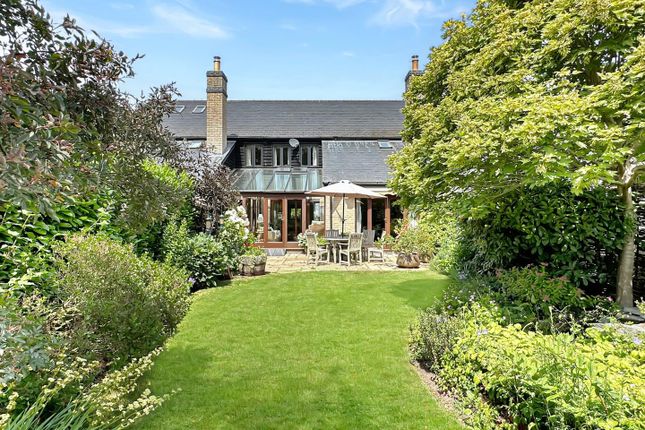 Old Farm Court, Toft 3 bed terraced house for sale