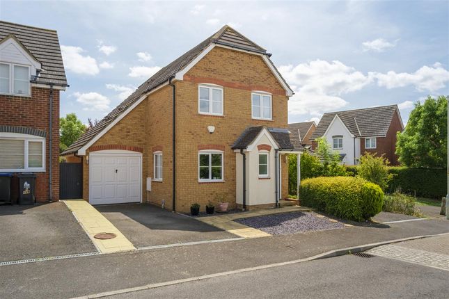 Royal Native Way, Whitstable 3 bed detached house for sale