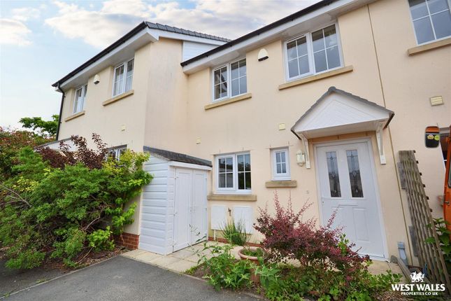 Dol Y Dintir, Cardigan 3 bed terraced house for sale