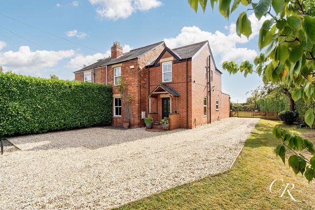 4 bedroom semi-detached house for sale