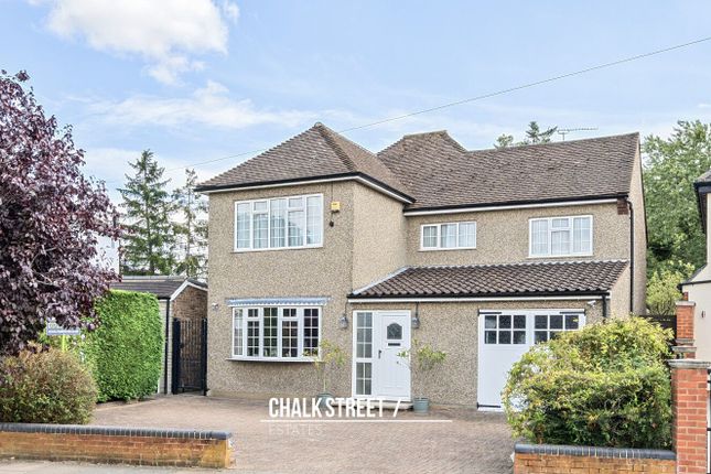 Nelmes Crescent, Hornchurch, RM11 4 bed detached house for sale
