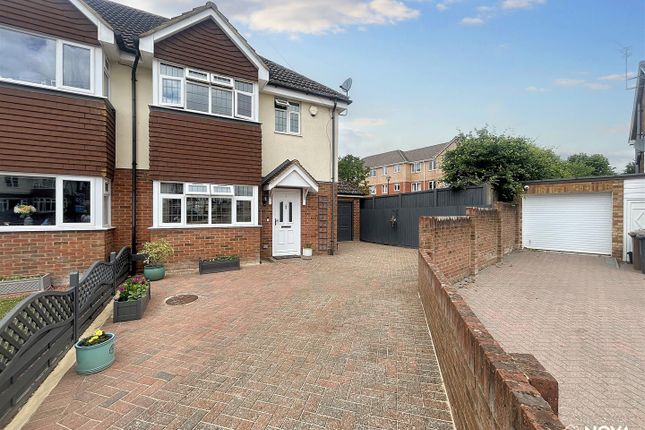 3 bedroom semi-detached house for sale