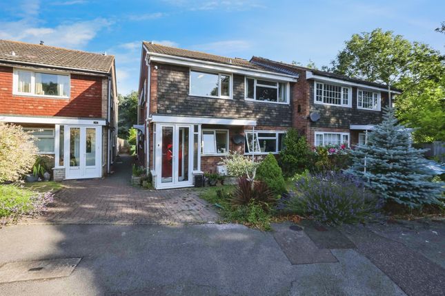 2 bedroom maisonette for sale