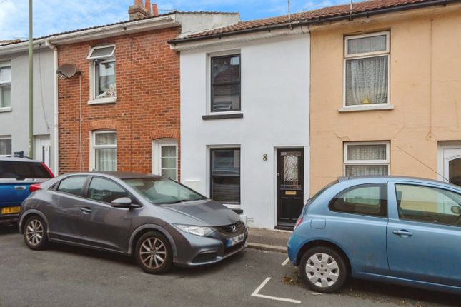 Alma Street, Gosport PO12 2 bed terraced house for sale