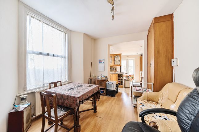 5 bedroom apartment for sale
