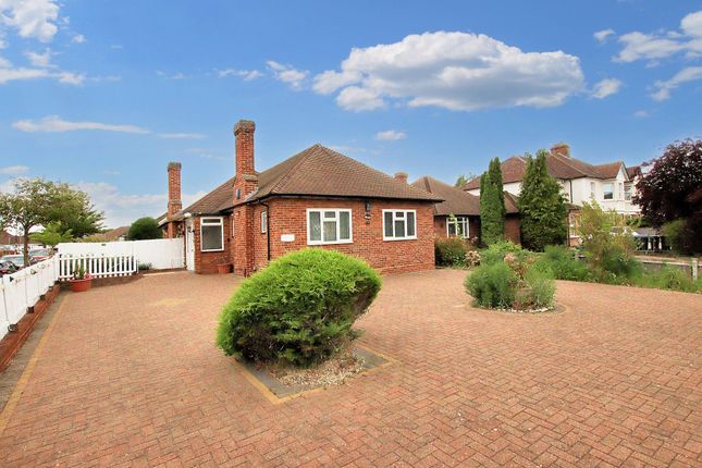 Wickham Road, Shirley 3 bed detached bungalow for sale