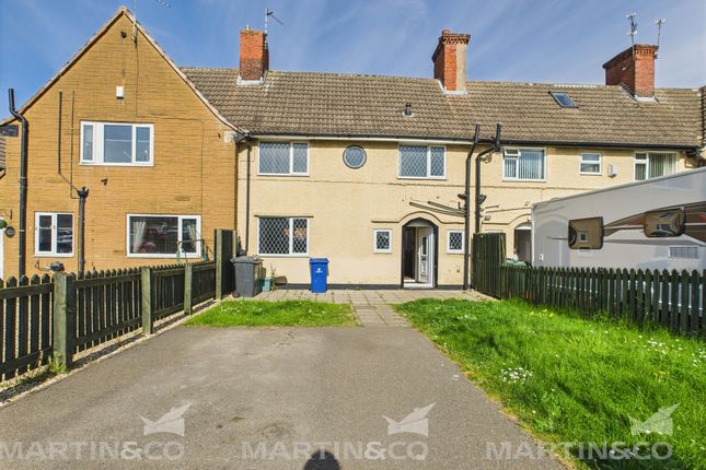 The Crescent, Woodlands 3 bed terraced house for sale