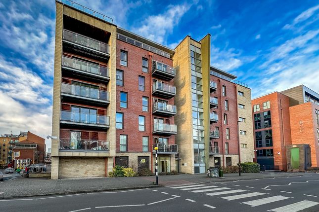 2 bed flat