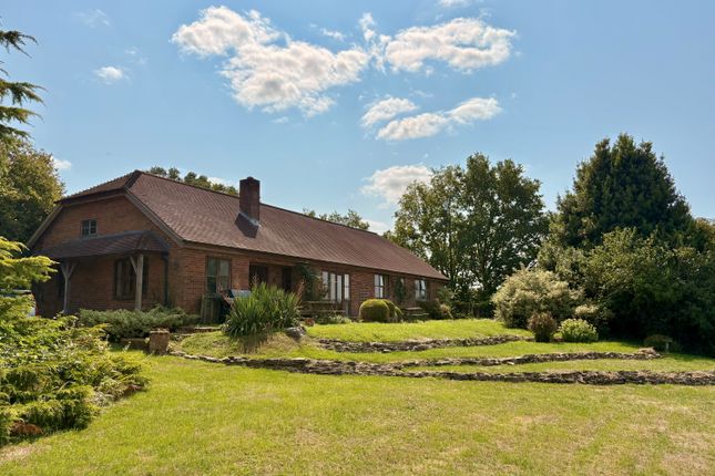 4 bedroom detached bungalow for sale