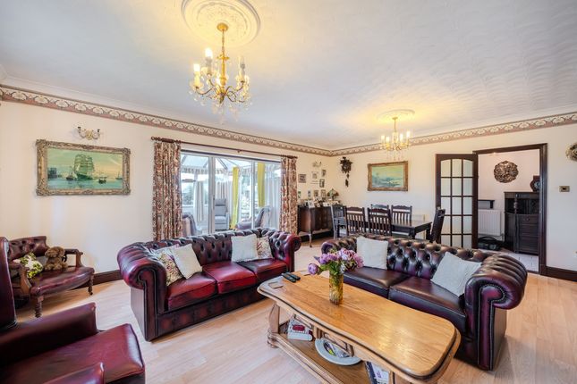 Lydney GL15 3 bed detached bungalow for sale