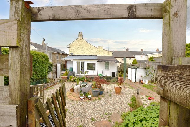 4 bed end terrace house