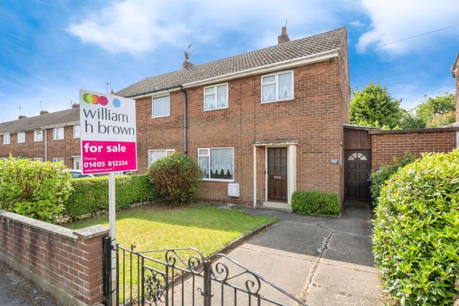 2 bedroom semi-detached house for sale
