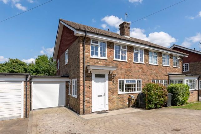 3 bedroom semi-detached house for sale