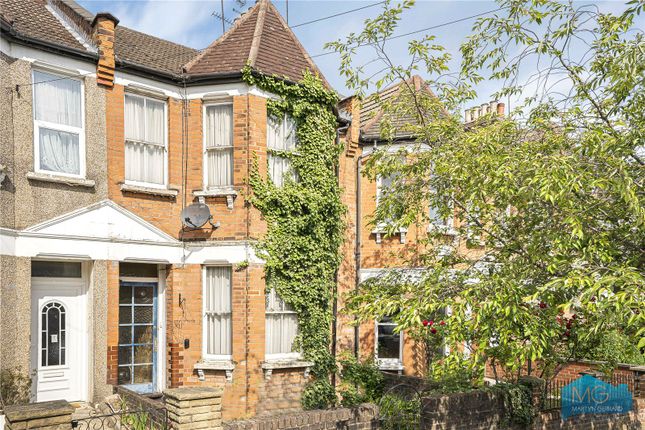 Pembroke Road, London, N10 3 bed terraced house for sale