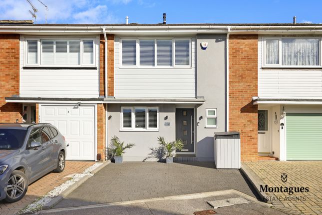 Thornhill, North Weald, CM16 3 bed house for sale