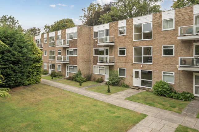 Garden View Court, Roundhay, Leeds, LS8 2 bed flat for sale