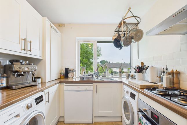 Southbourne Gardens, Ruislip, HA4 2 bed flat for sale