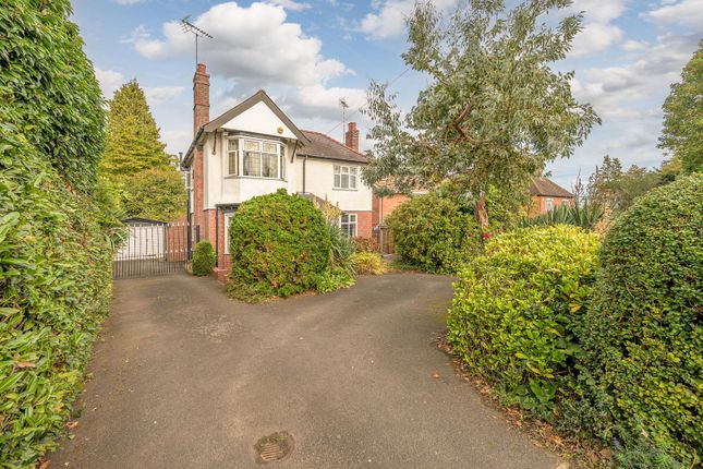 Greyhound Lane, Norton, DY8 3AG 3 bed detached house for sale