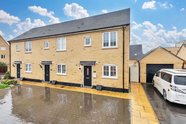Cartwright Close, Huntingdon PE28 2 bed end of terrace house for sale